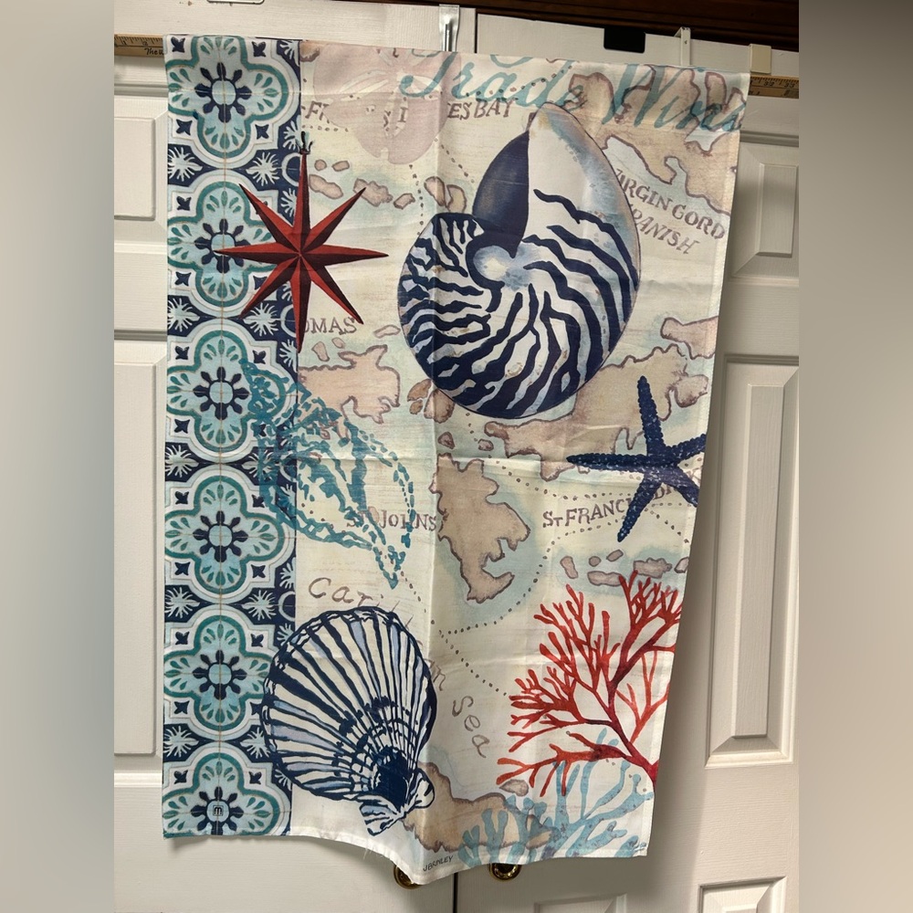 Perfect outdoor Beach theme flag. 27”x 40”. Designed by JBrinley. Nautica shell.